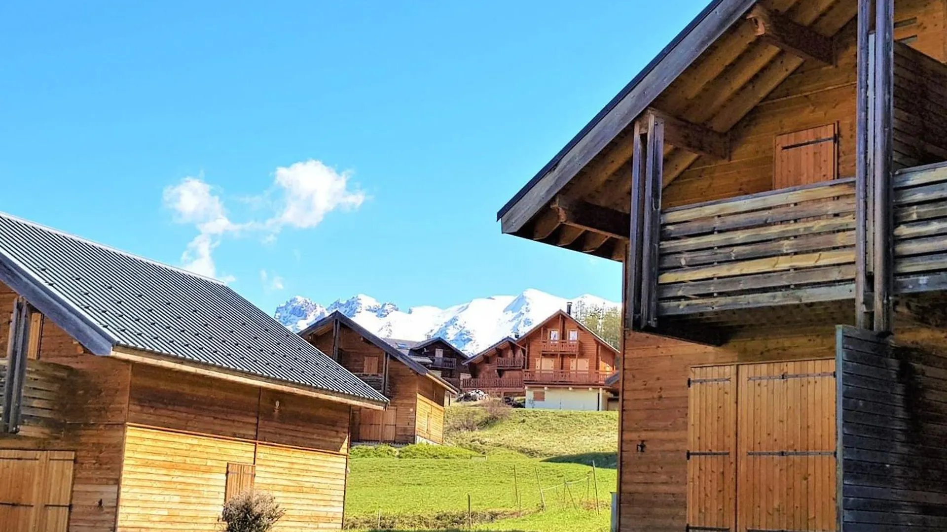Chalet 3 Pieces, 8 Pers, Cuisine Equipee, Tv, Parking - Fr-1-504-679 Le Devoluy