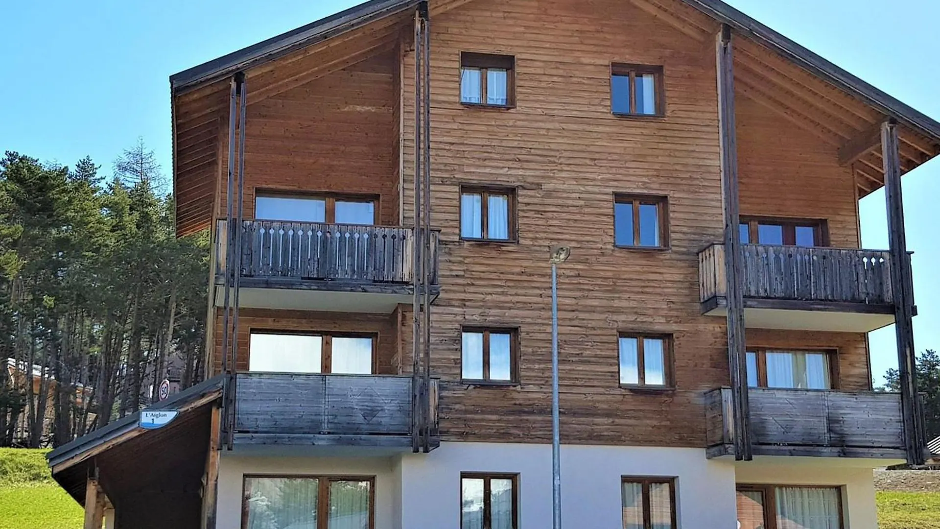 Chalet 3 Pieces, 8 Pers, Cuisine Equipee, Tv, Parking - Fr-1-504-679 Le Devoluy France
